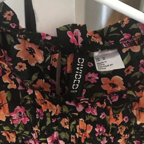 New Puff Sleeve Floral Blouse 💐 - Picture 4 of 11